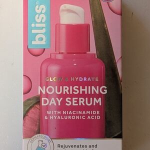 Bliss Nourishing Day Serum